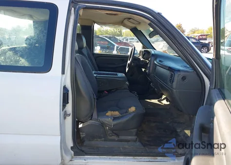 2004 Chevrolet Silverado 2500Hd Work Truck из США, поврежденный, VIN 1GCHC29U04E215110